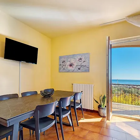 Cristina - Vista Mare *